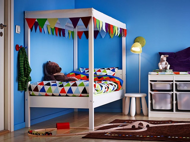 four-poster bed for Boys Bedroom Ideas For Toddlers